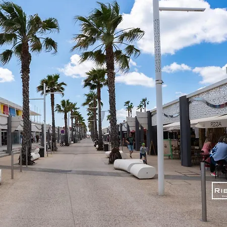 Vias-Plage - Villa climatisée à 500m de la plage Hébergement de vacances